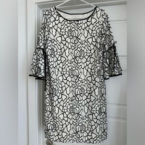 Sandra Darren Black & White Dress. Size 8.